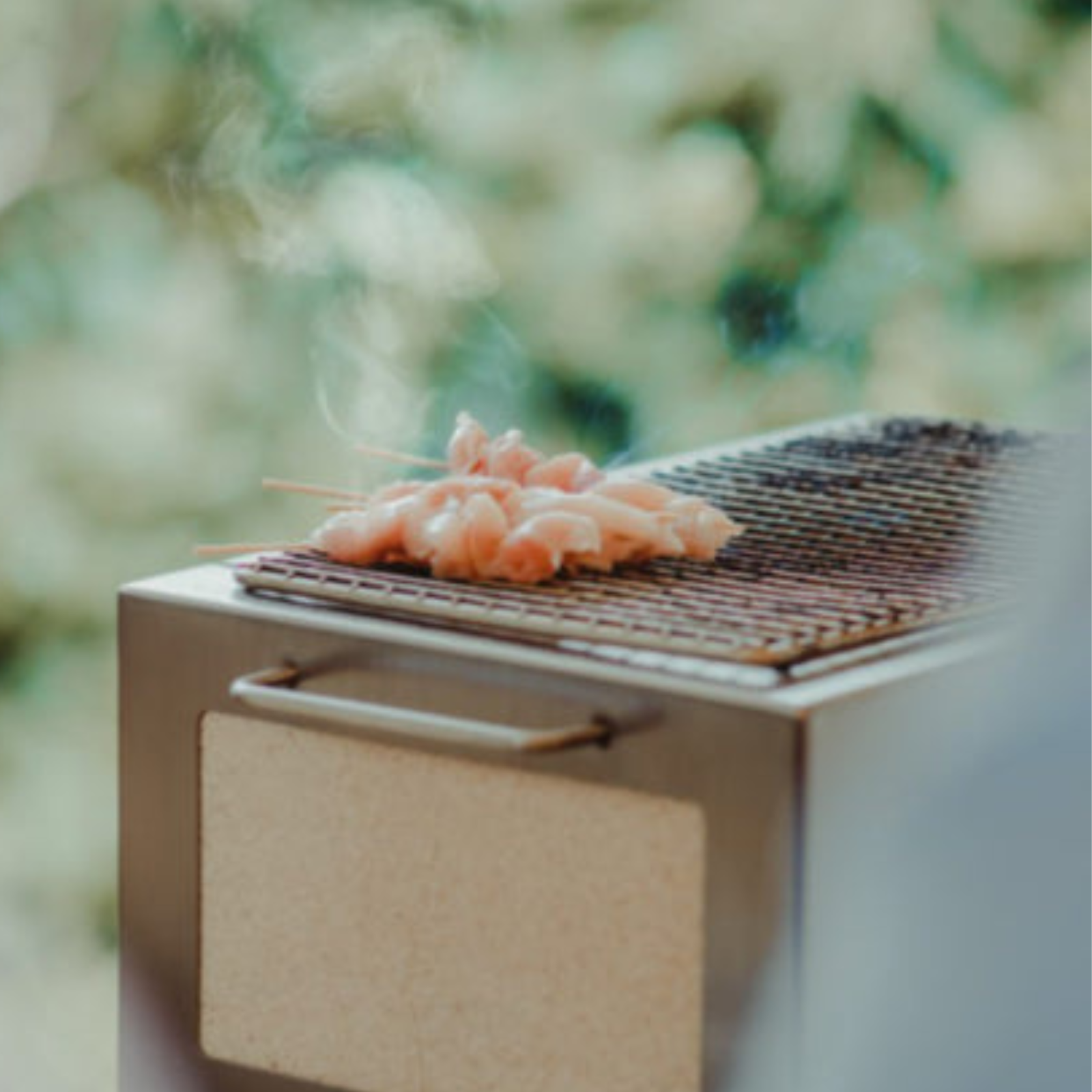 Little Kasai Konro Grill with Stainless Steel Frame V2 - Image 2